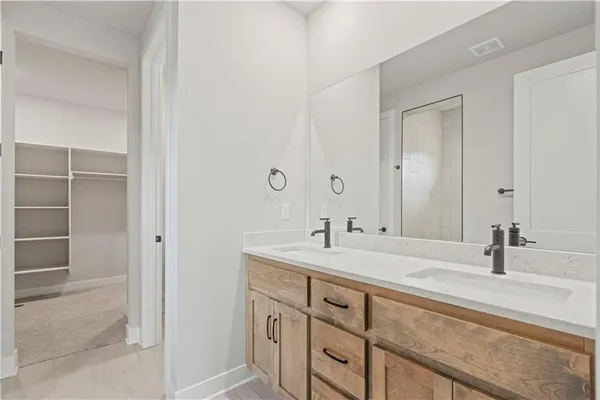 $501,405 | 1565 Grayhawk Drive, Basehor, KS 66007