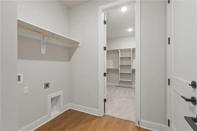 $498,405 | 1565 Grayhawk Drive, Basehor, KS 66007