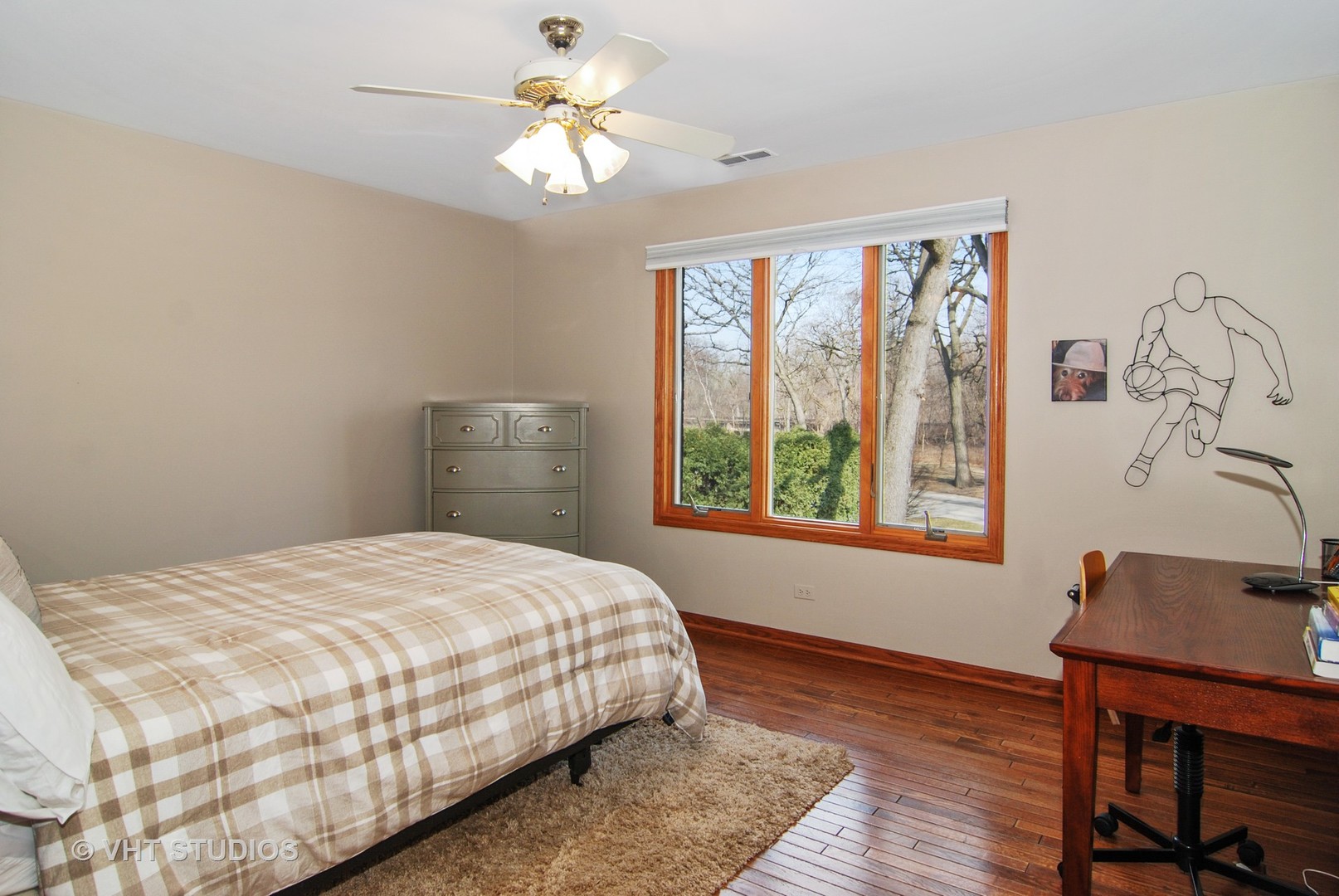 125 Bloomingbank Road Riverside, IL 60546 - Photo 14 of 32