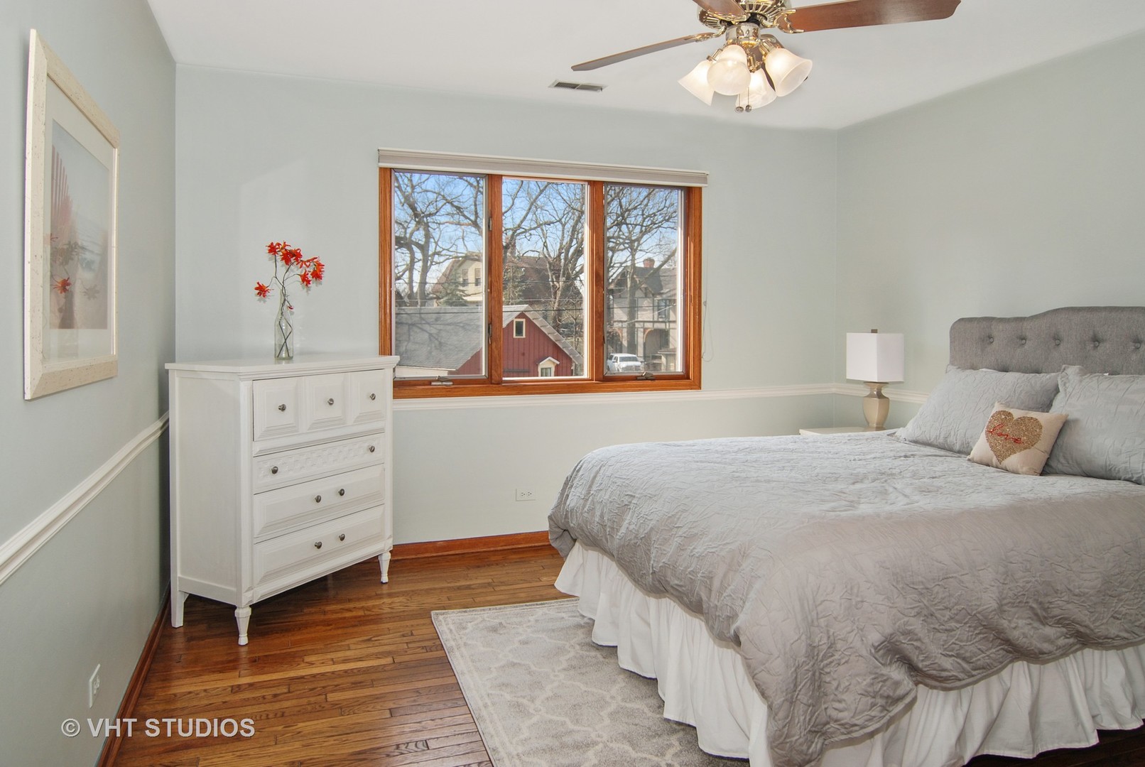 125 Bloomingbank Road Riverside, IL 60546 - Photo 15 of 32