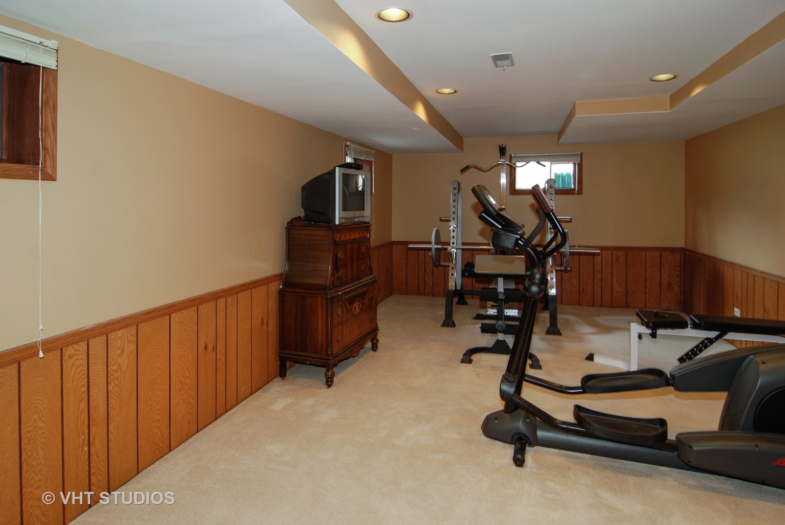 125 Bloomingbank Road Riverside, IL 60546 - Photo 22 of 32