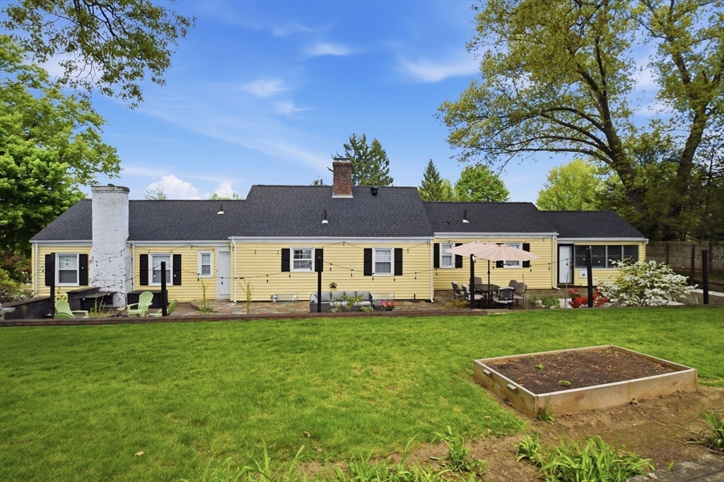 620 Roosevelt Avenue Springfield, MA 01118 - Photo 36 of 42