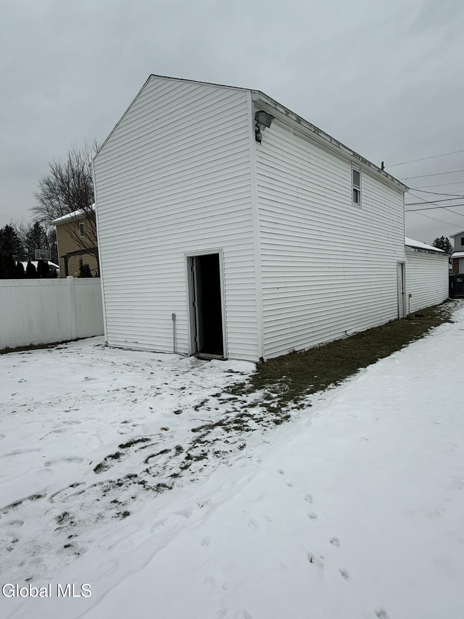 1872 Stuart Street Rotterdam, NY 12303 - Photo 22 of 24 IMG_0415