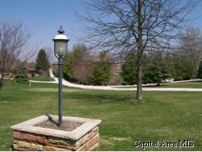 4706 Spaulding Orchard Road Springfield, IL 62711 - Photo 6 of 9