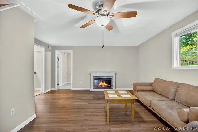 $259,900 | 93 Cheshire Lane, Camdenton, MO 65020