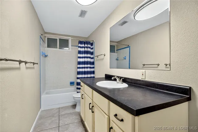 $259,900 | 93 Cheshire Lane, Camdenton, MO 65020