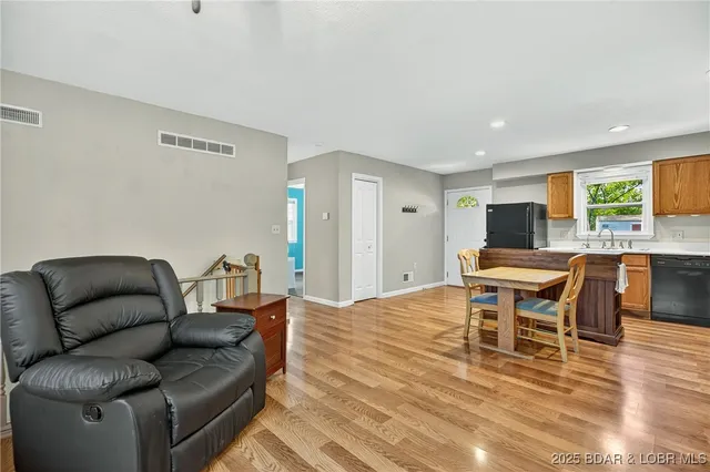 $259,900 | 93 Cheshire Lane, Camdenton, MO 65020