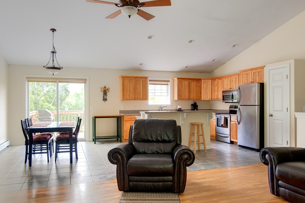 10 Town Farm Road North Brookfield, MA 01535 - Photo 4 of 20 Gallery Image 4