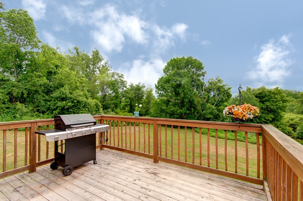 10 Town Farm Road North Brookfield, MA 01535 - Photo 8 of 20 Gallery Image 8