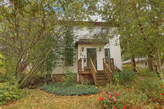 $238,000 | 213 North Church Street, Elkhorn, WI 53121