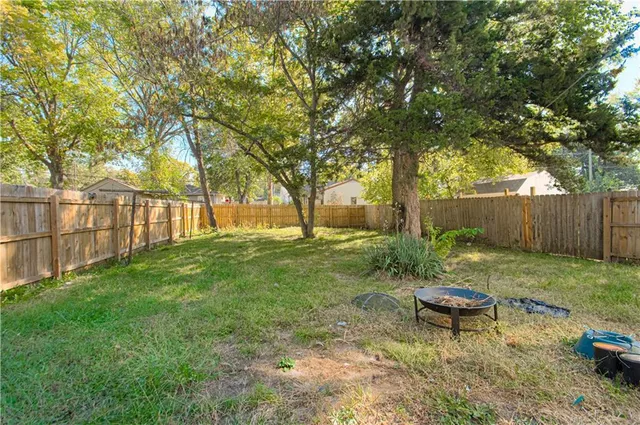 $139,900 | 305 Walnut Street, Wellsville, KS 66092