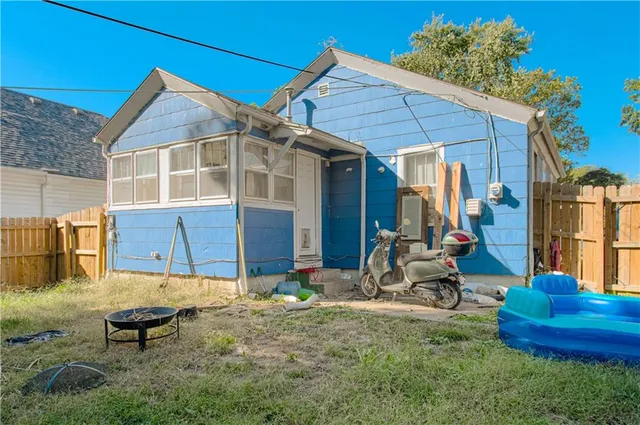 $139,900 | 305 Walnut Street, Wellsville, KS 66092