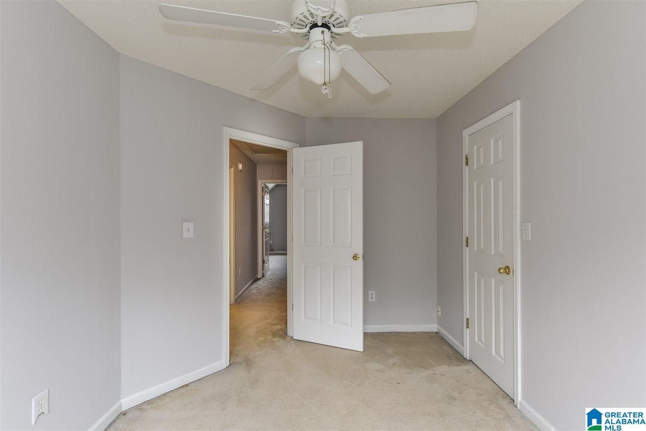 160 Lake Terrace Alabaster, AL 35007 - Photo 26 of 36