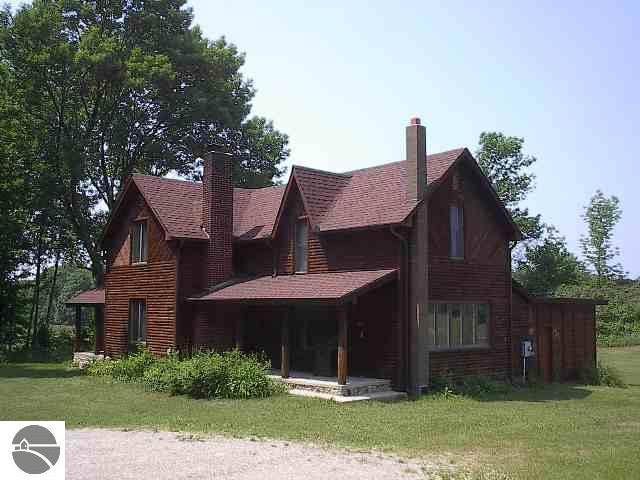 8570 Worden Road Beulah, MI 49617 - Photo 1 of 9 1671648.JPG