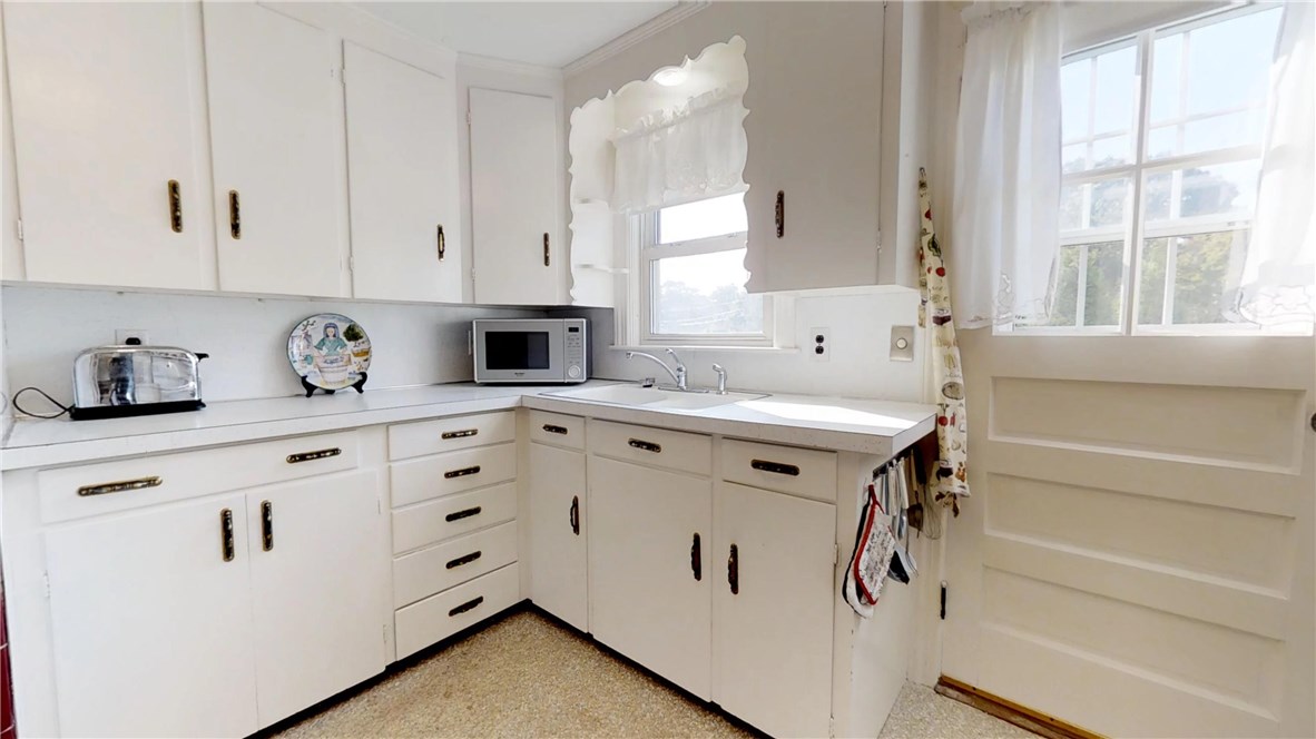 143 Friendly Road East Greenwich, RI 02818 - Photo 15 of 23