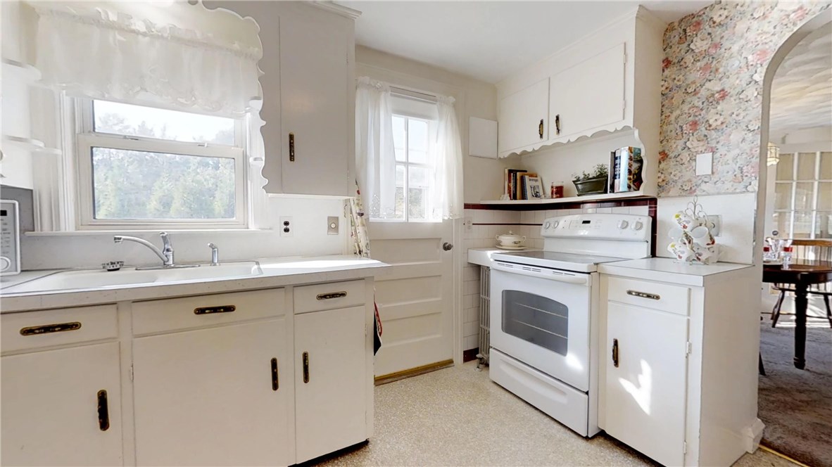 143 Friendly Road East Greenwich, RI 02818 - Photo 16 of 23