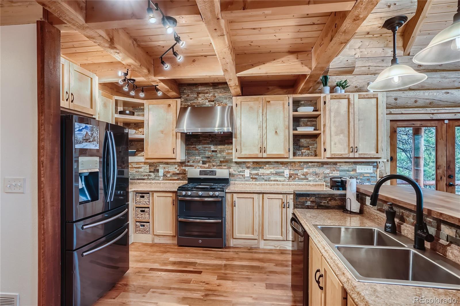 330 Kiowa Road Lyons, CO 80540 - Photo 13 of 37