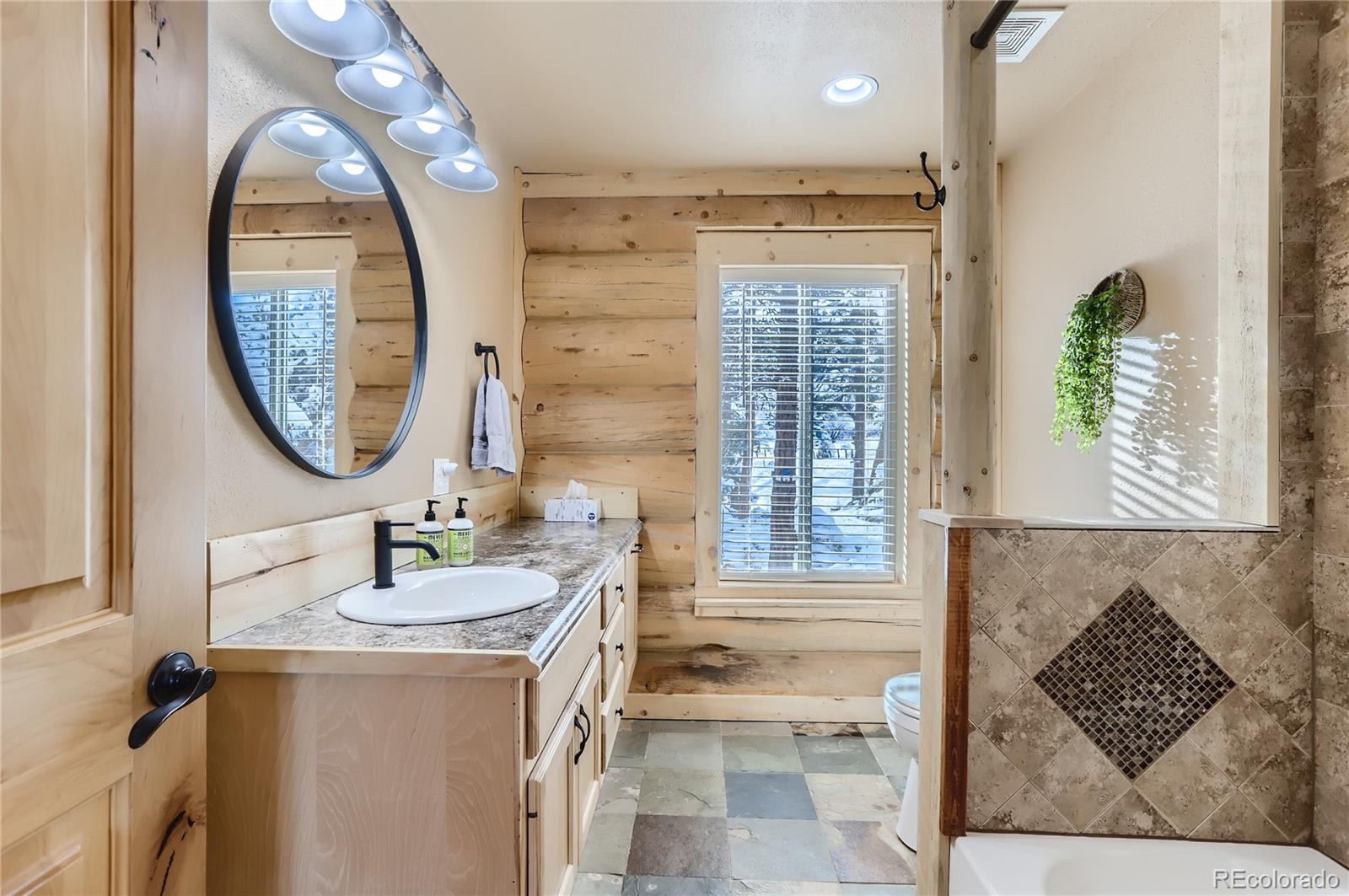 330 Kiowa Road Lyons, CO 80540 - Photo 15 of 37