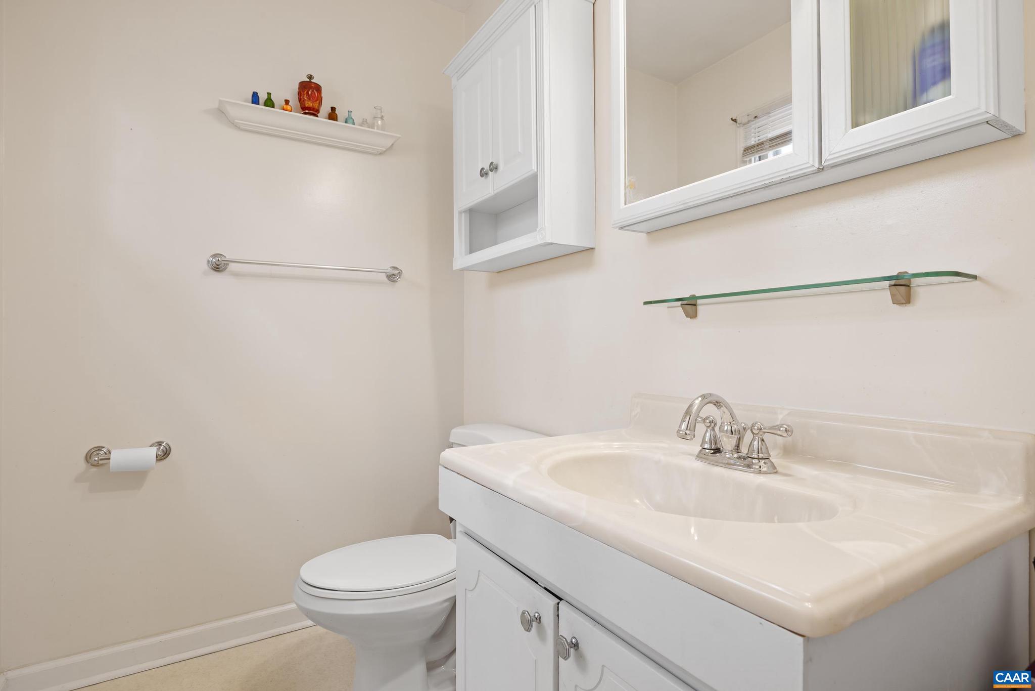 2417 Commonwealth Drive Charlottesville, VA 22901 - Photo 23 of 43