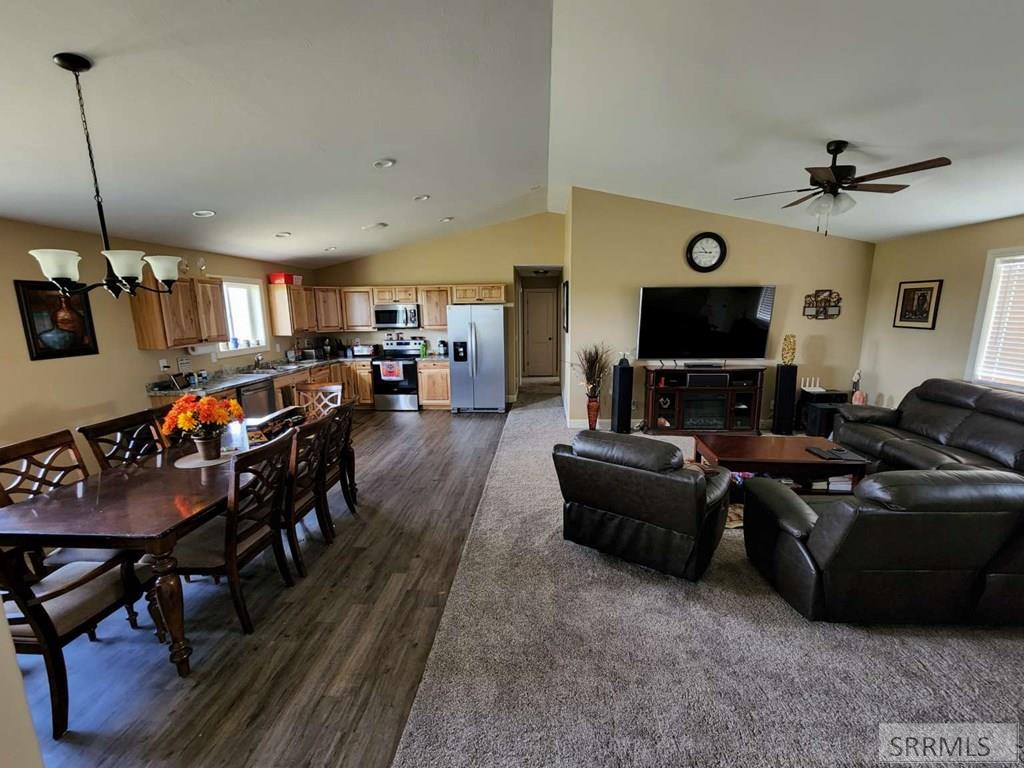 2737 East 625 Road North Roberts, ID 83444 - Photo 5 of 12