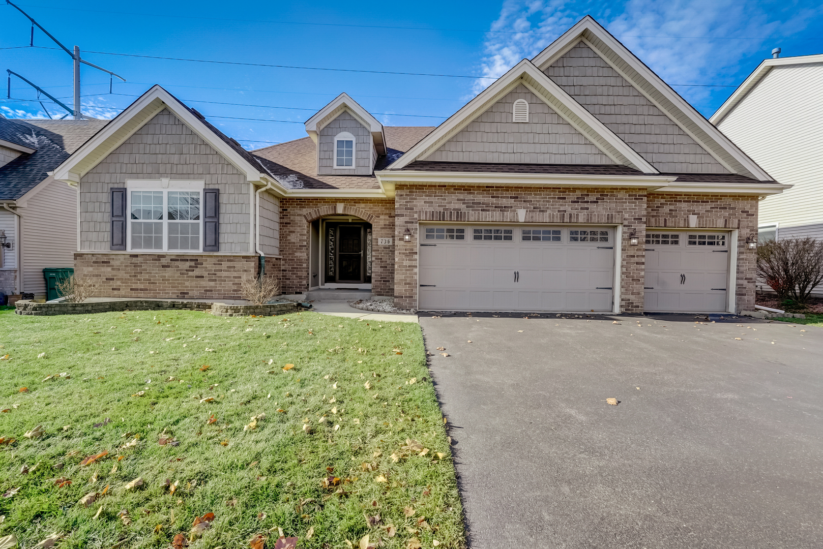 736 North Sleepy Holw Ln