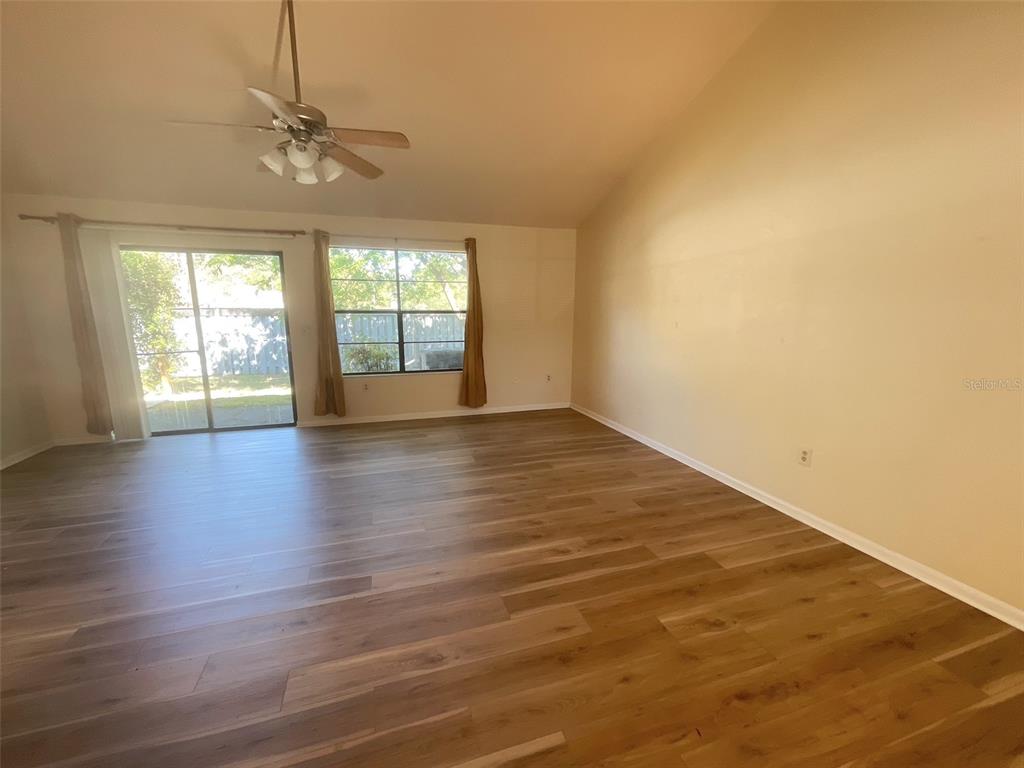 4345 Southwest 20th Lane, Unit 4345 Gainesville, FL 32607 - Photo 5 of 30