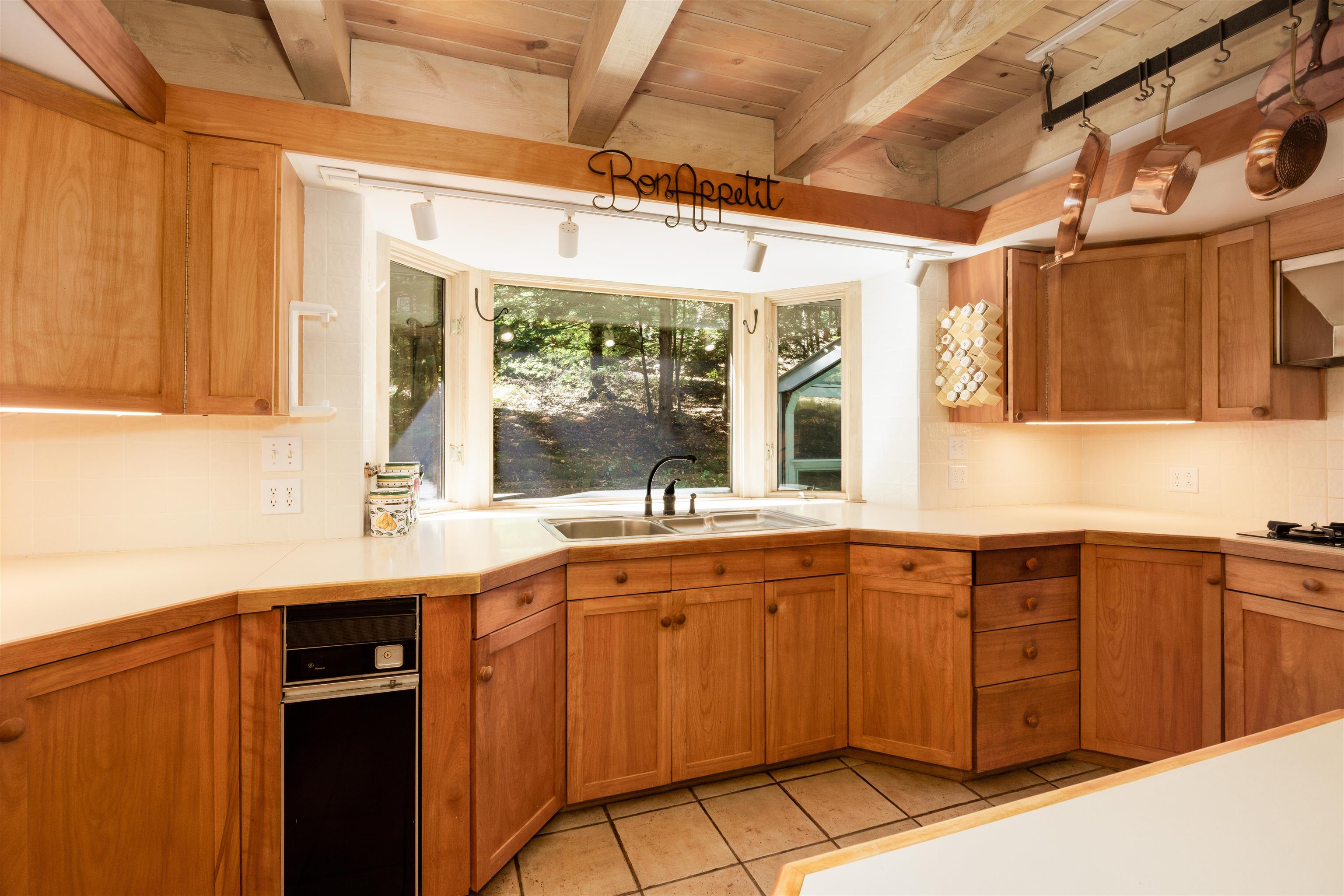 16 Summit Drive Grantham, NH 03753 - Photo 15 of 52