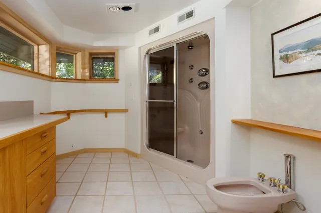 $1,395,000 | 16 Summit Drive, Grantham, NH 03753