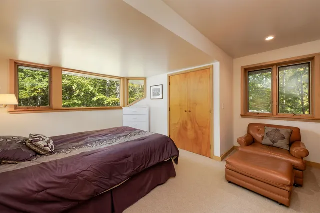 $1,395,000 | 16 Summit Drive, Grantham, NH 03753