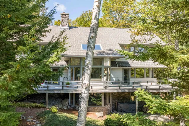 $1,395,000 | 16 Summit Drive, Grantham, NH 03753