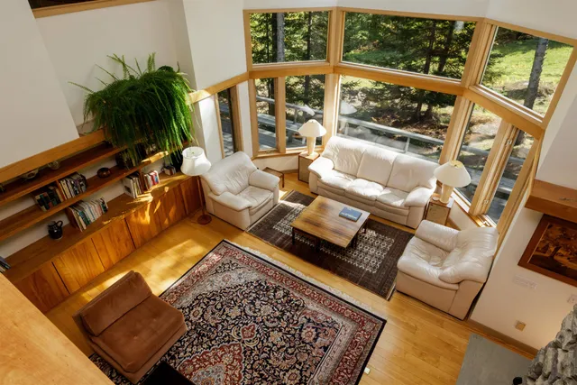 $1,395,000 | 16 Summit Drive, Grantham, NH 03753