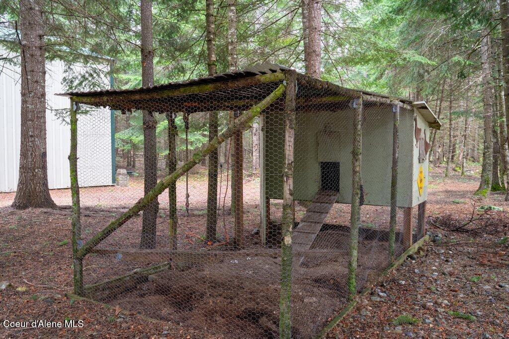 10948 East Gypo Road Athol, ID 83801 - Photo 26 of 41 Enclosed Chicken Coop