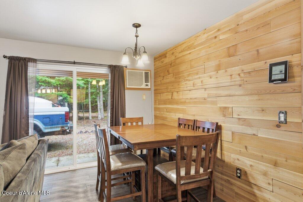 10948 East Gypo Road Athol, ID 83801 - Photo 10 of 41 Dining Room