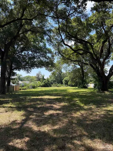 a view of a golf course