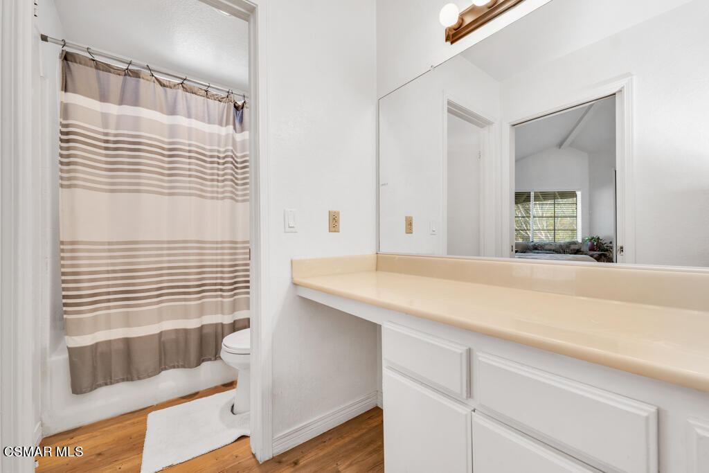 1806 Rory Lane, Unit 9 Simi Valley, CA 93063 - Photo 17 of 27 1806 Rory Lane Unit 9 - Master Vanity 1