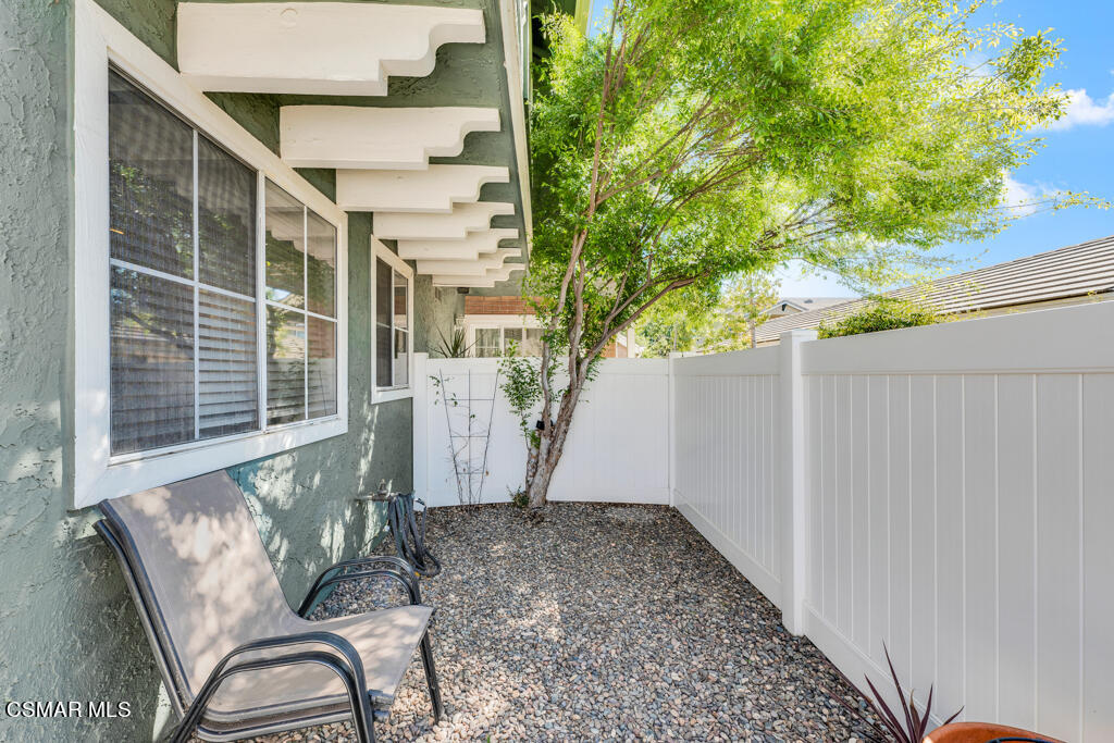 1806 Rory Lane, Unit 9 Simi Valley, CA 93063 - Photo 24 of 27 1806 Rory Lane Unit 9 - Patio 2