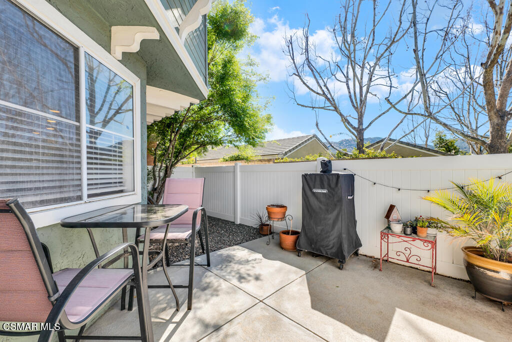 1806 Rory Lane, Unit 9 Simi Valley, CA 93063 - Photo 26 of 27 1806 Rory Lane Unit 9 - Patio 4
