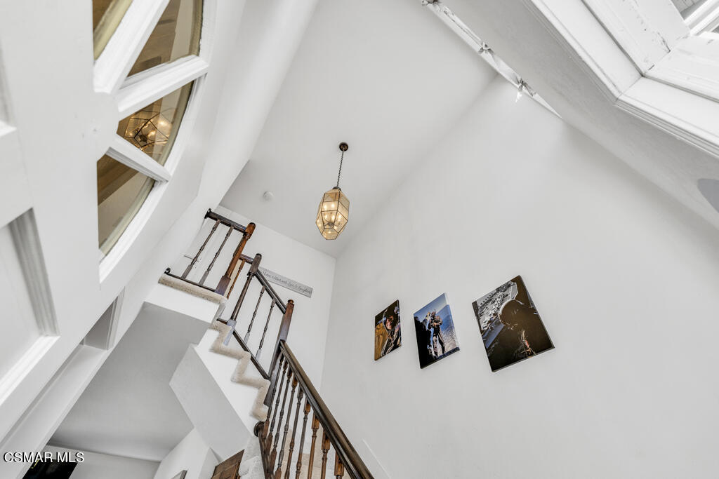 1806 Rory Lane, Unit 9 Simi Valley, CA 93063 - Photo 6 of 27 1806 Rory Lane Unit 9 - Entry 1