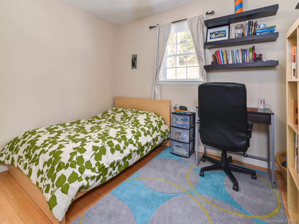9 Upland Road Asheville, NC 28804 - Photo 12 of 24 Gallery Image 12