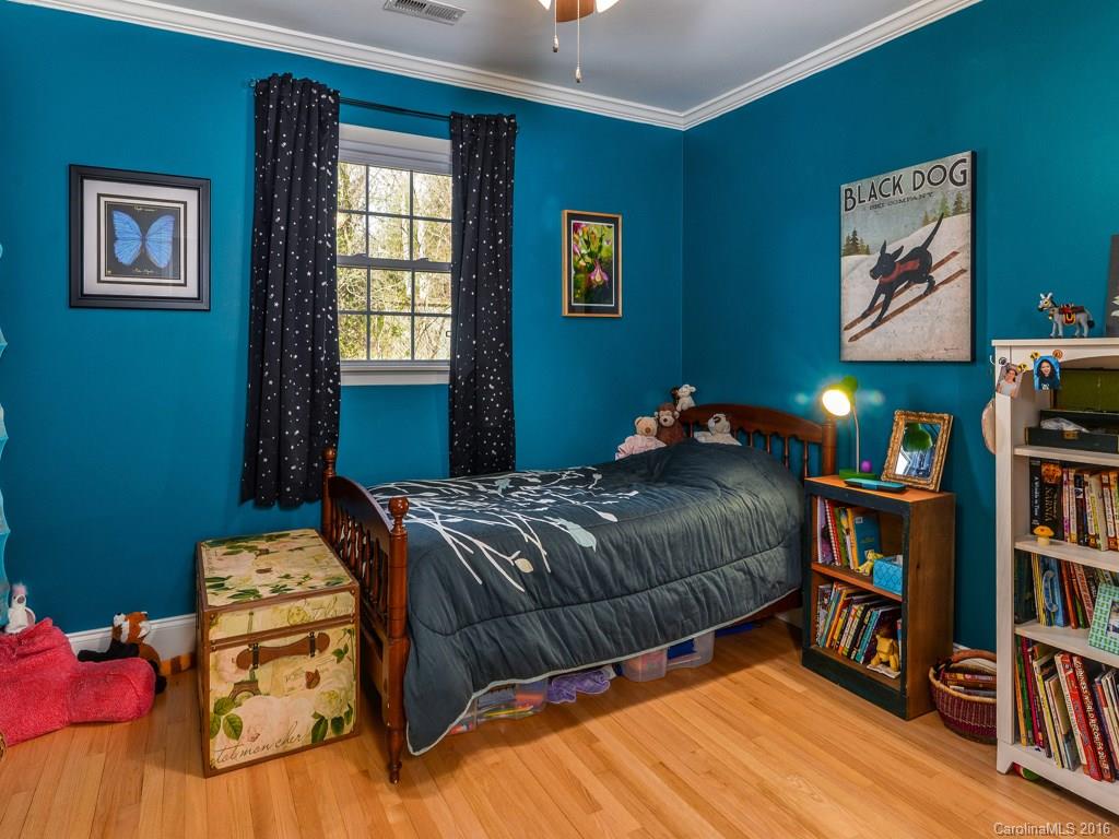 9 Upland Road Asheville, NC 28804 - Photo 15 of 24 Gallery Image 15