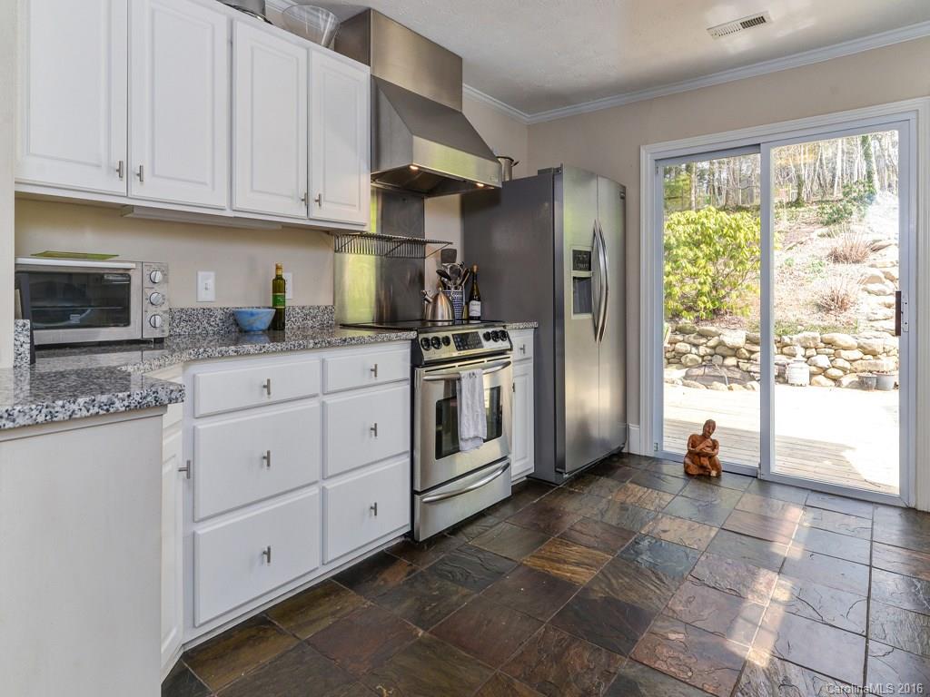 9 Upland Road Asheville, NC 28804 - Photo 6 of 24 Gallery Image 6