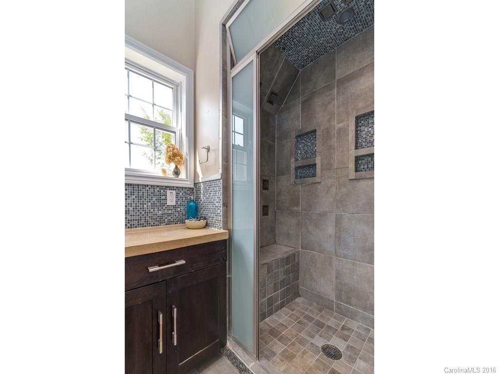 9 Upland Road Asheville, NC 28804 - Photo 10 of 24 Gallery Image 10