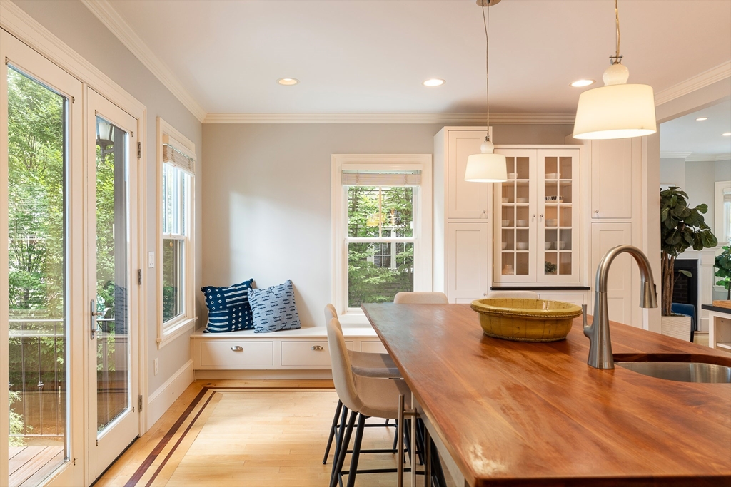85 Upland Road Cambridge, MA 02140 - Photo 11 of 42