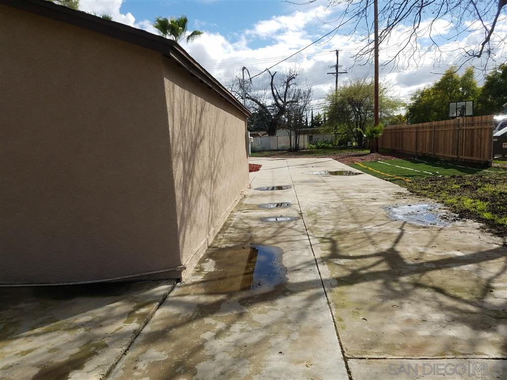 12744 Willow Road Lakeside, CA 92040 - Photo 17 of 25