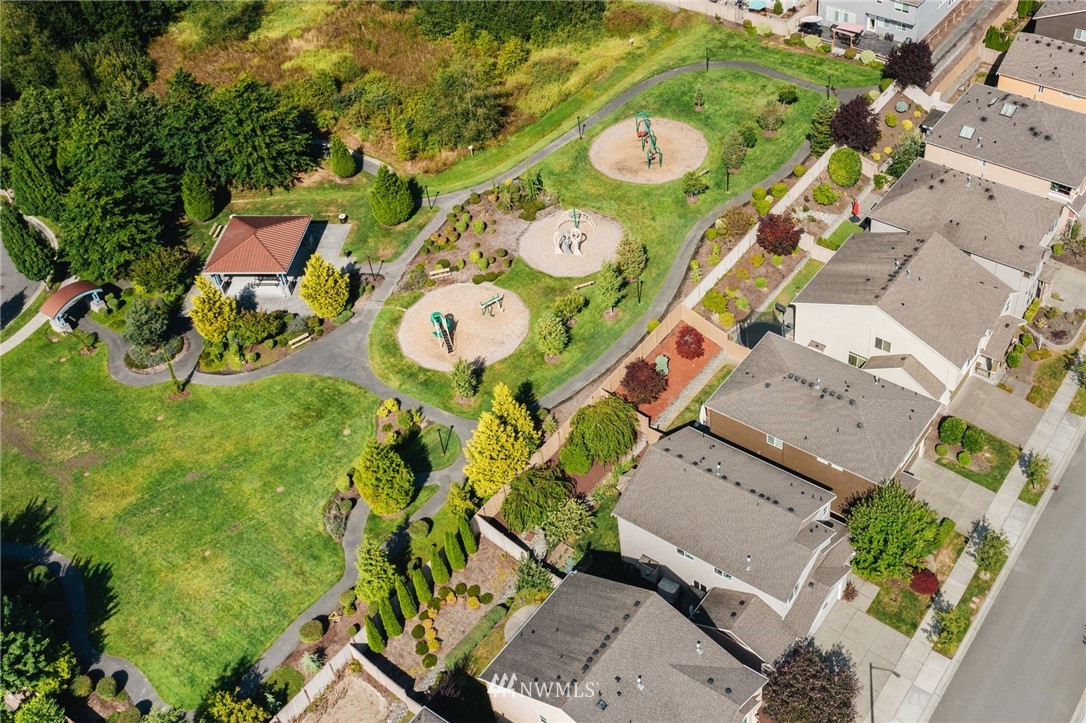 3007 182nd Place Southeast Bothell, WA 98012 - Photo 31 of 33 an aerial view of a swimming pool