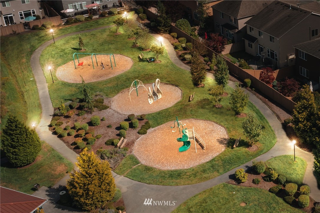 3007 182nd Place Southeast Bothell, WA 98012 - Photo 32 of 33 an aerial view of a swimming pool