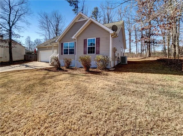 $270,000 | 300 Majesty Drive, Rockmart, GA 30153