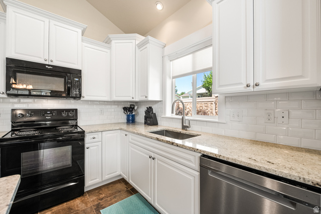 7877 Farm Wood Lane Midvale, UT 84047 - Photo 15 of 39