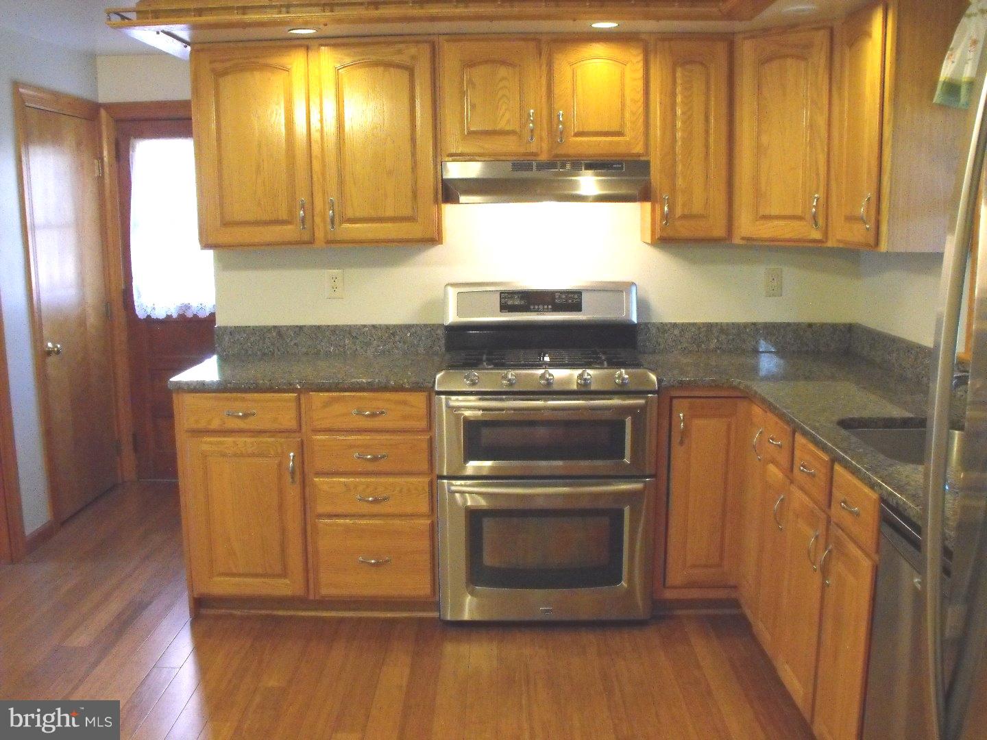37 Preston Road Media, PA 19063 - Photo 7 of 19 Kitchen