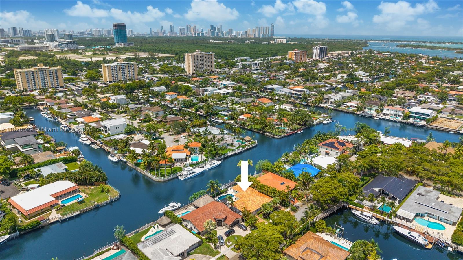 2085 Ixora Road North Miami, FL 33181 - Photo 27 of 28 an aerial view of residential houses with outdoor space